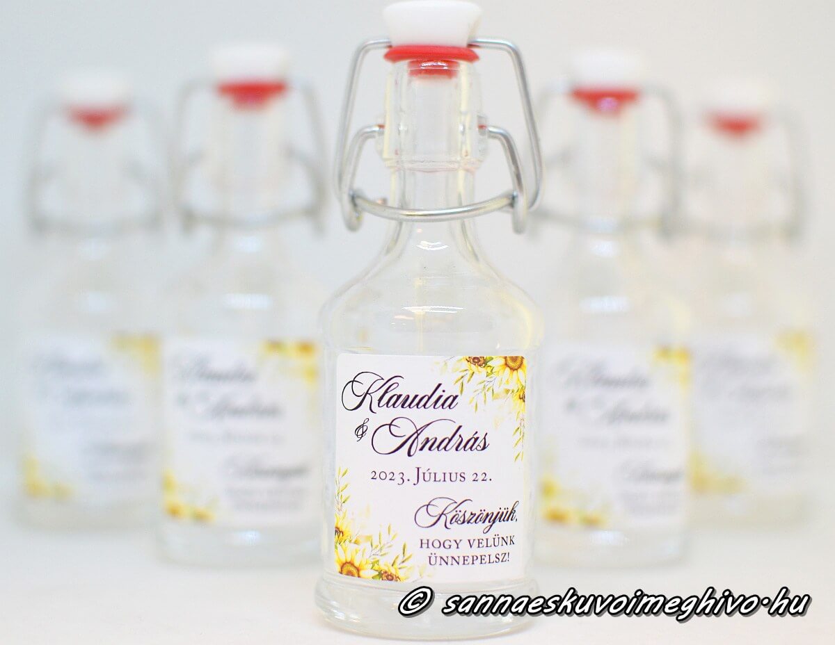 koszonetajandek-mini-uveg-sannaeskuvoimeghivo-25033013 Köszönetajándék mini pálinkás üvegen napraforgós matrica