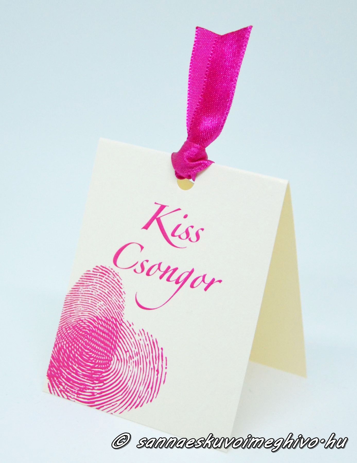 pink-ujjlenyomat-ultetokartya-sannaeskuvoimeghivo1809141 Pink ujjlenyomat ültetőkártya