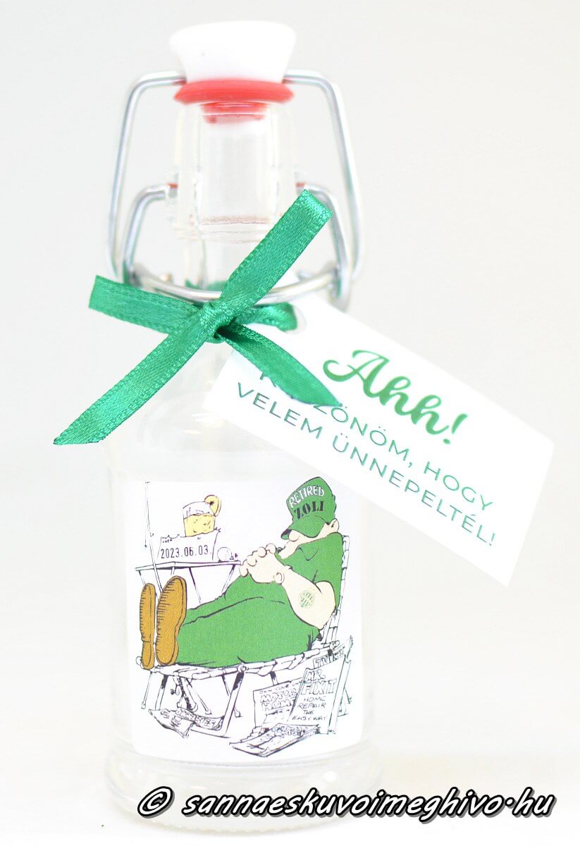 koszonetajandek-mini-uveg-uzenettel-sannaeskuvoimeghivo-2503306 Köszönetajándék mini pálinkás üvegen vicces rajz matrica és zöld szalag