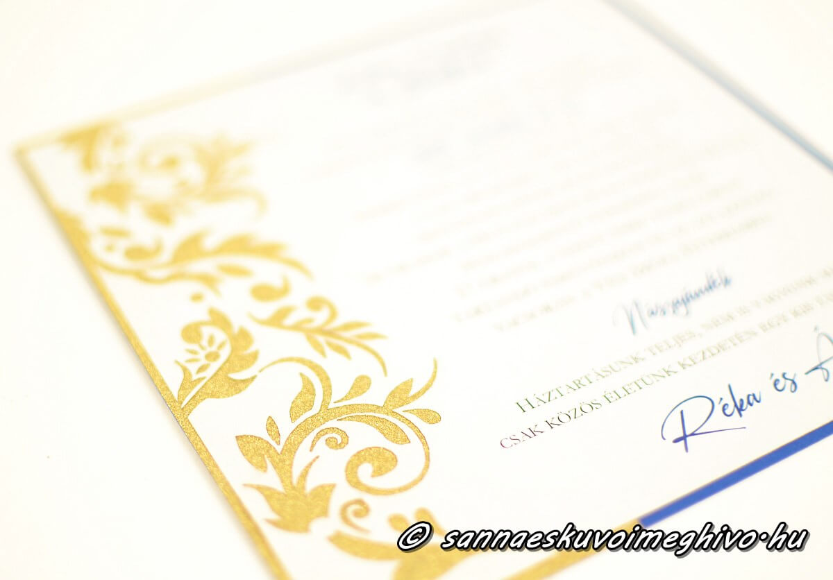 eskuvoi-meghivo-kiralyi-uzenet-sannaeskuvoimeghivo-2412102 Királyi üzenet meghívóm csillogó arany indák közelről