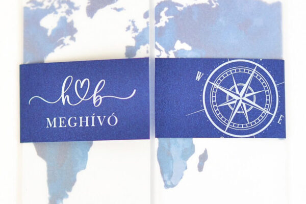 Tengeri kaland megh&iacute;v&oacute;m feh&eacute;r kartonnal, pauszpap&iacute;rral k&eacute;k szalaggal