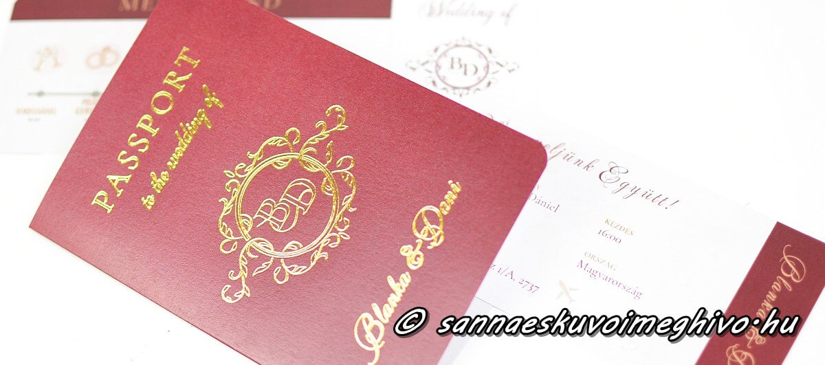 Útlevél esküvői meghívó aranyozott betűk a bordó borítón 