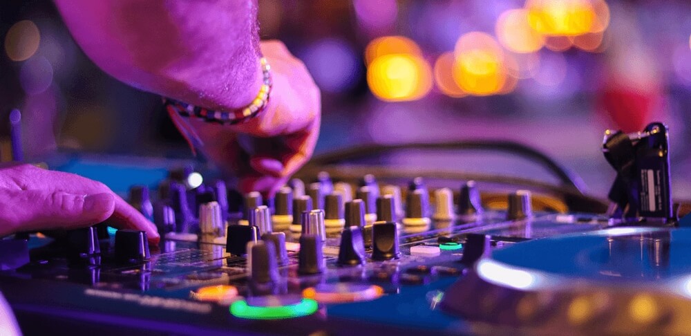 Esküvői DJ: így válaszd ki a tökéletest
